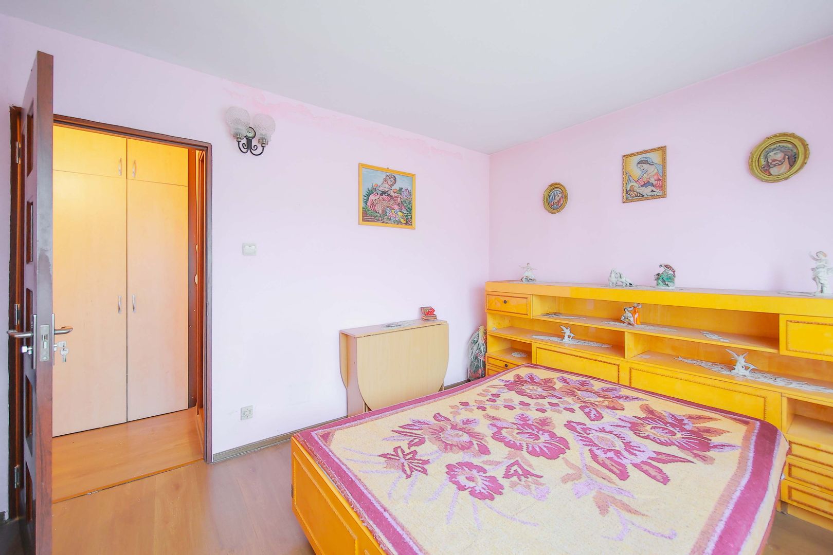 Apartament cu 3 camere de vânzare în zona Calea Aradului | primego.ro