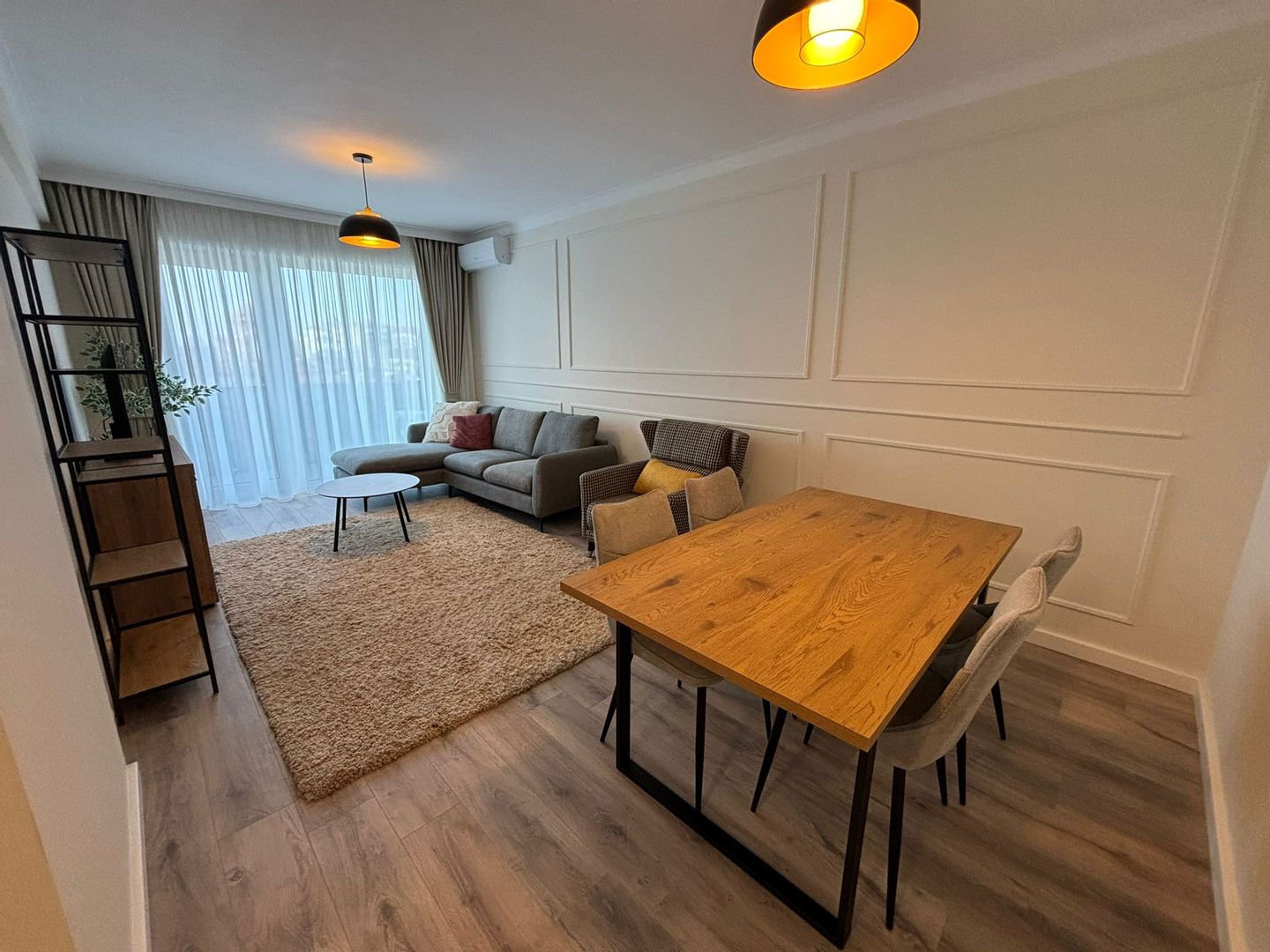 Apartament cu 3 camere de închiriat, Prima Arena, zona Universității