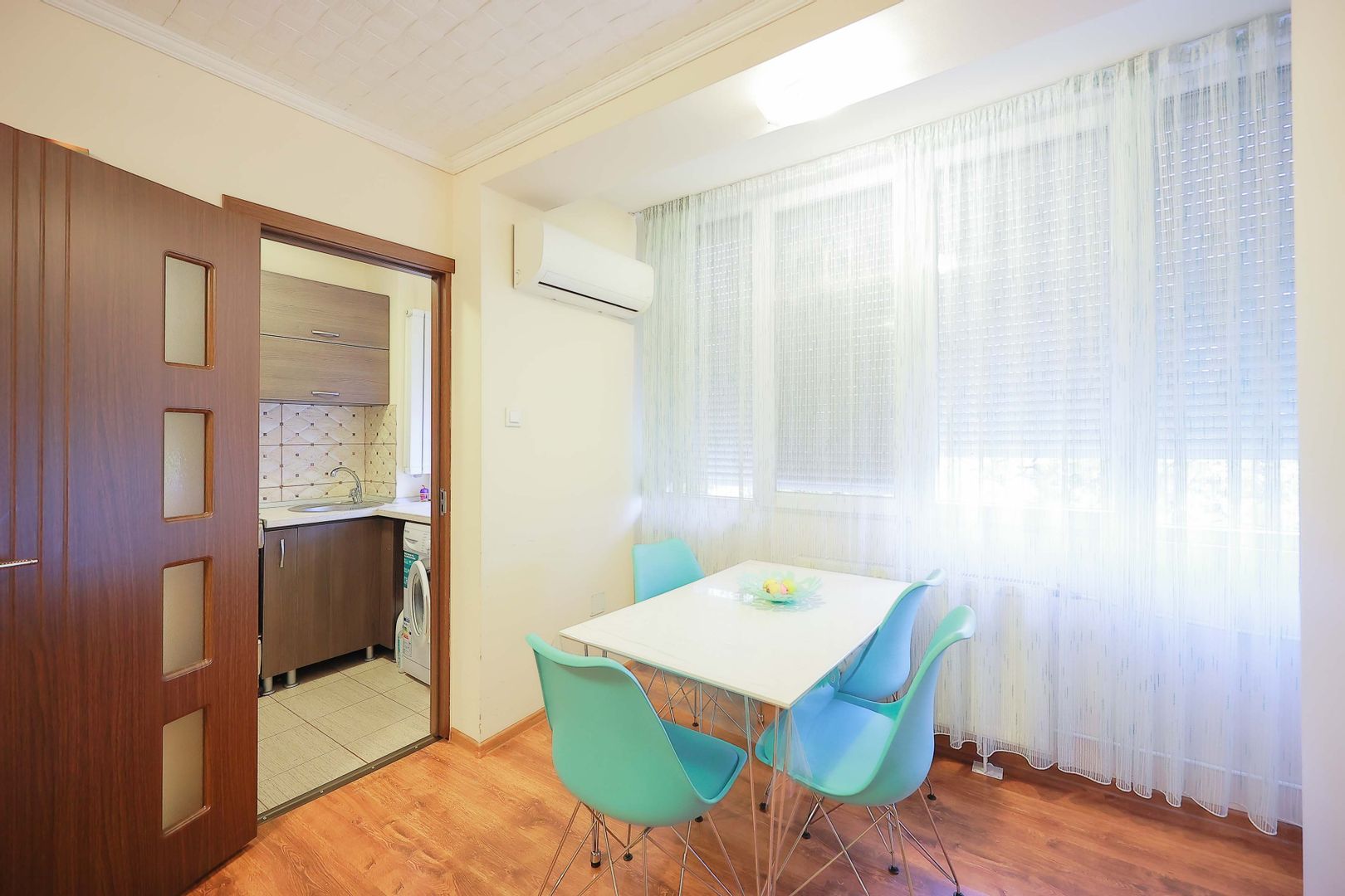 Apartament cu 1 cameră de vânzare în zona Rogerius | primego.ro