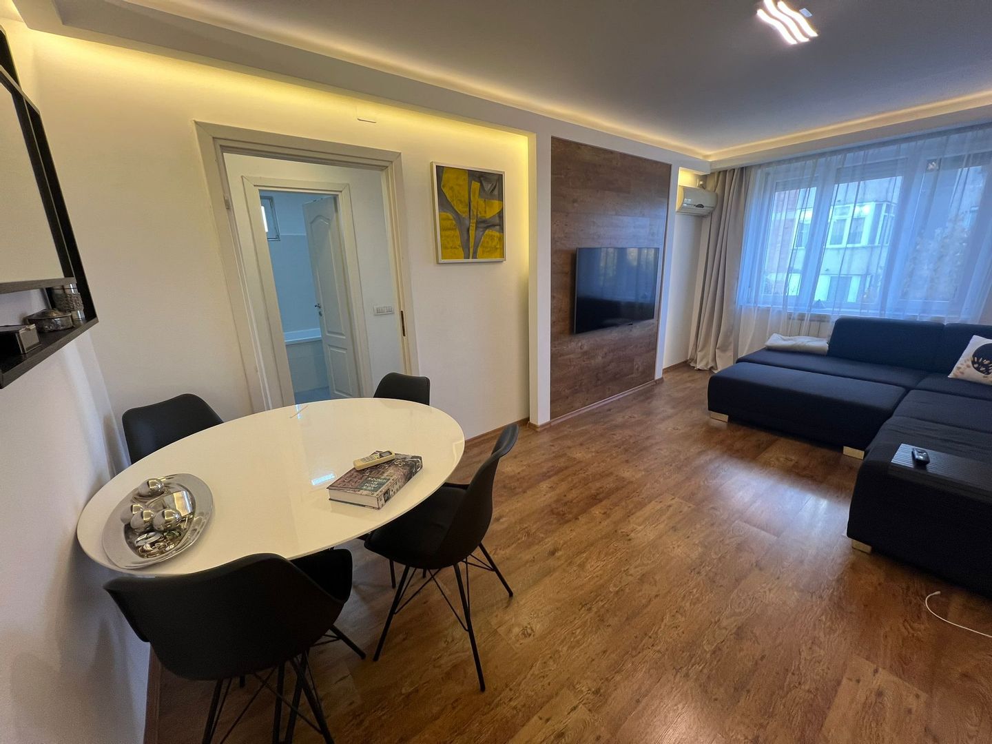 De închiriat Apartament cu 4 camere + loc de parcare, Decebal | primego.ro