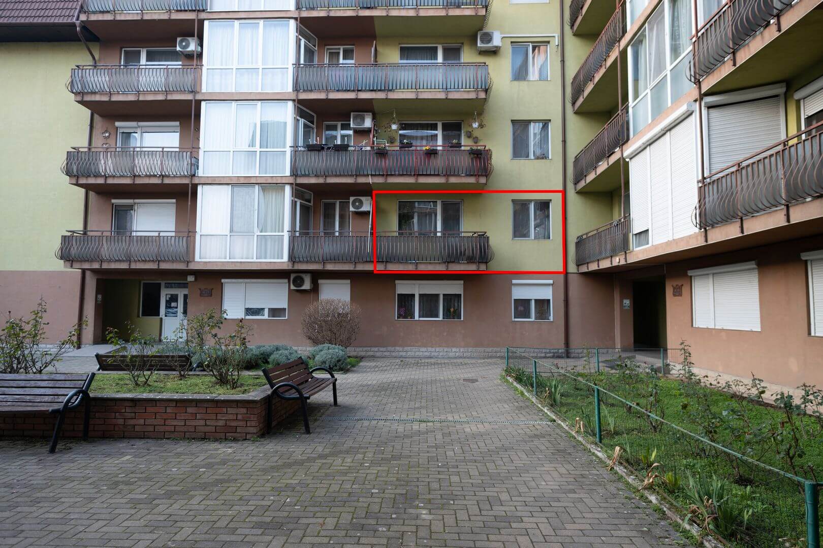 Apartament de vânzare cu 2 camere, Piața Nucetului, Nufărul | primego.ro