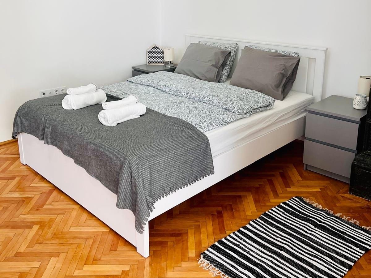 Apartament cu 2 camere de închiriat în zona Ultracentral | primego.ro