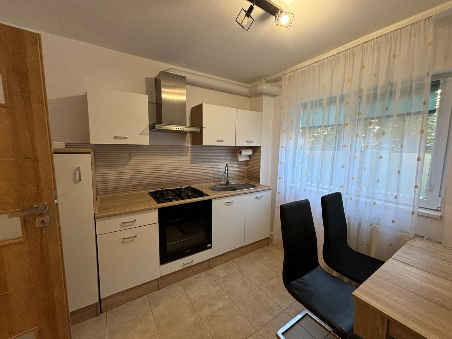 Apartament cu 2 Camere de Închiriat, Rogerius | primego.ro