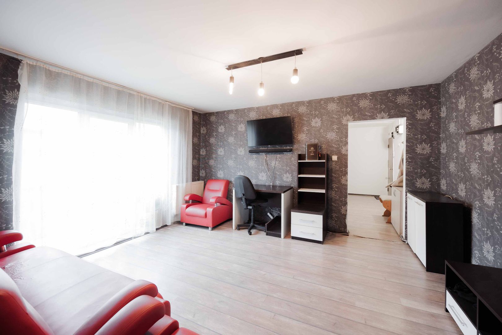 Apartament cu 3 camere de vânzare in cartierul Rogerius | primego.ro