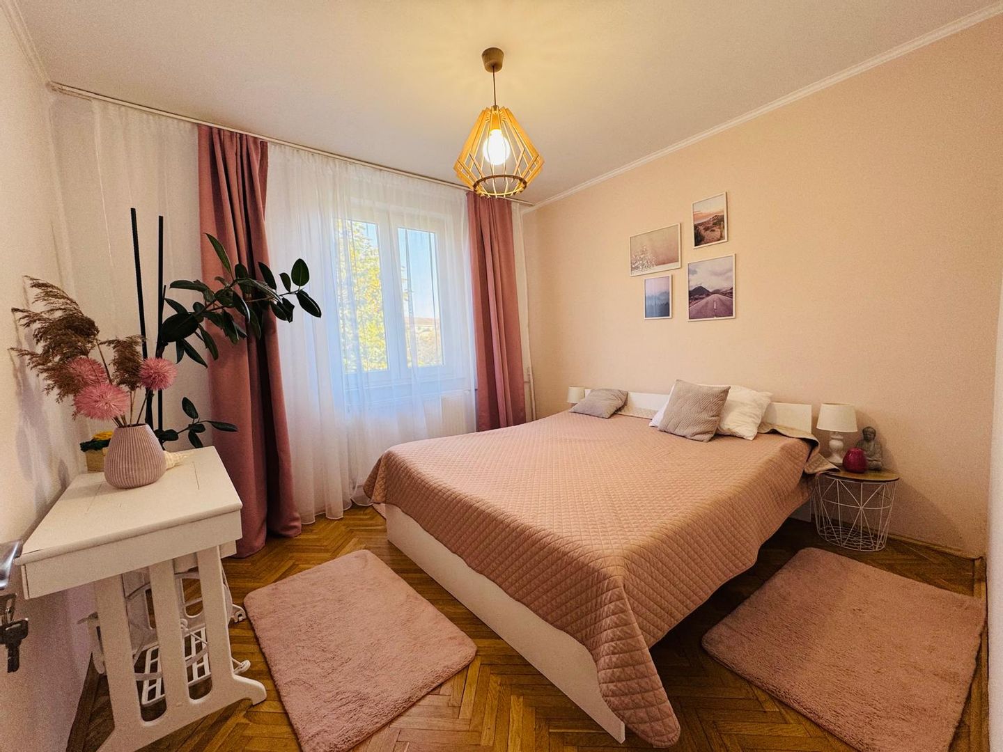 Apartament cu 3 camere de închiriat în zona Ioșia | primego.ro