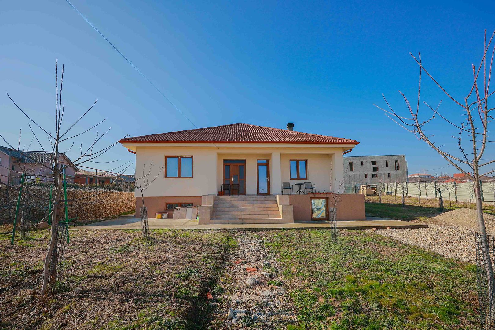 Casă de vânzare cu 5 camere în Paleu, 1454mp teren