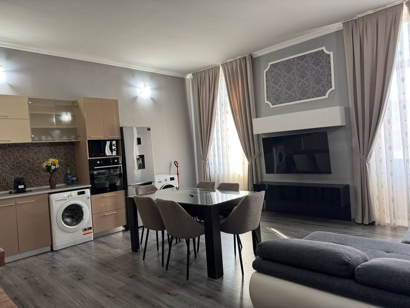 De închiriat apartament cu 3 camere, 100 mp util, Ultracentral | primego.ro