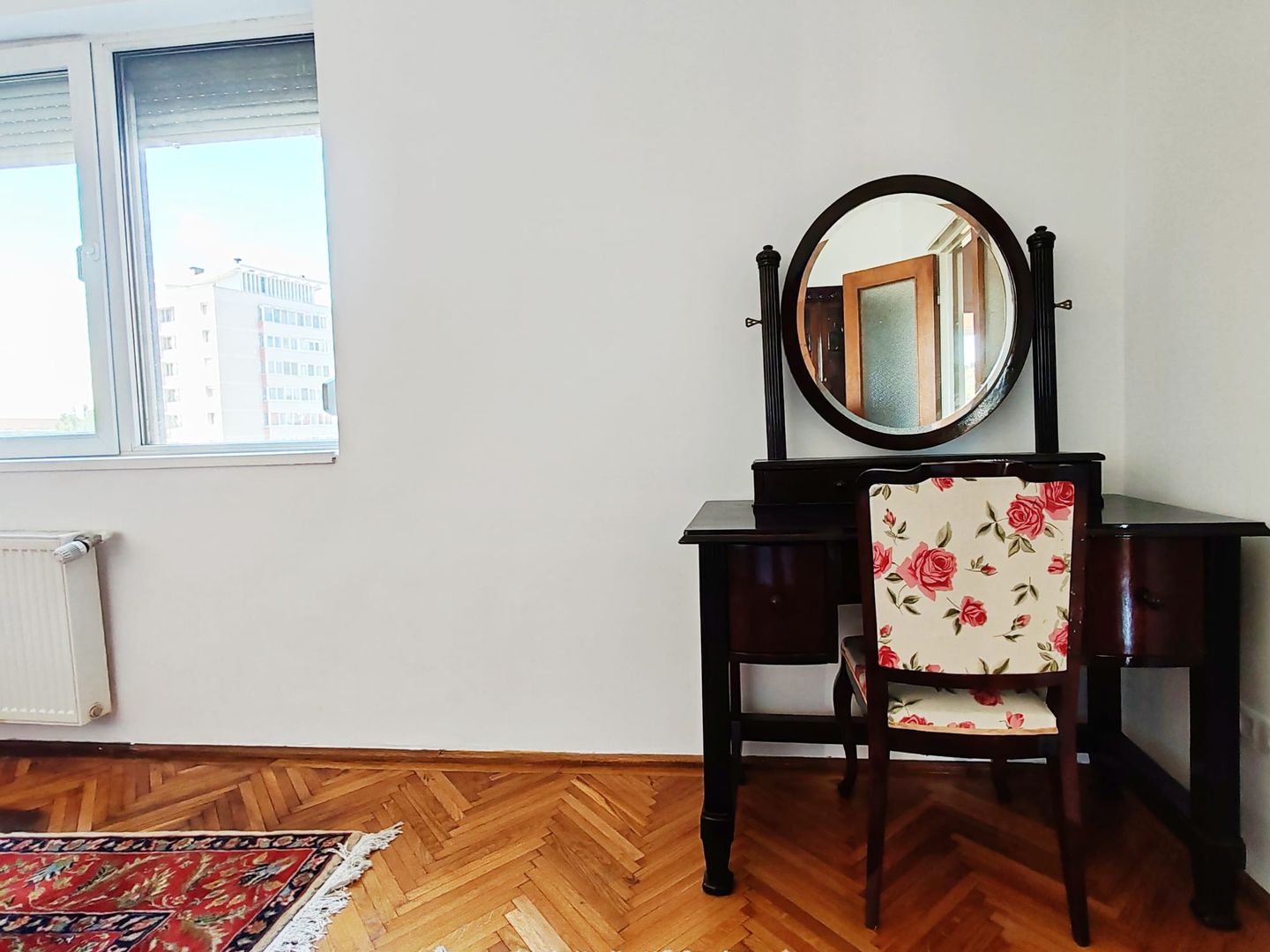 Apartament cu 4 camere de închiriat, bulevardul Magheru | primego.ro