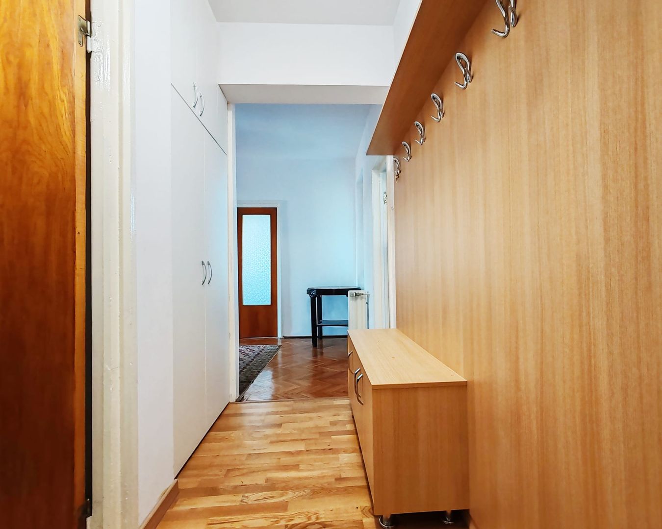 Apartament cu 4 camere de închiriat, bulevardul Magheru | primego.ro