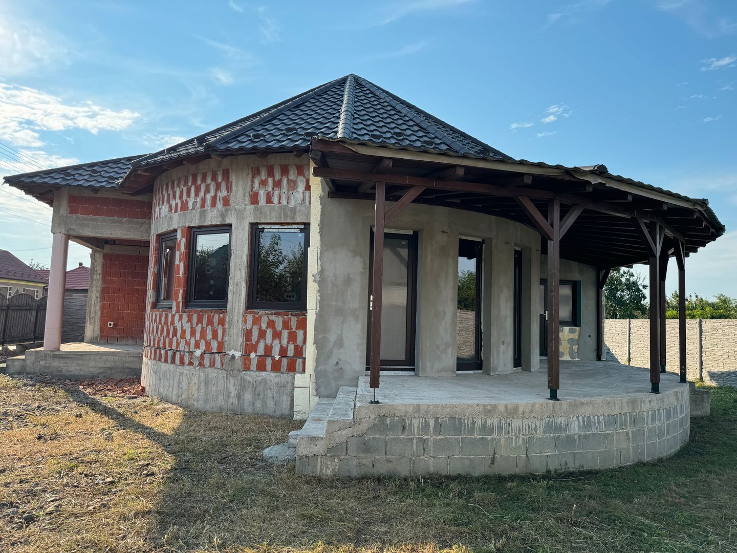 Casă cu 3 camere de vânzare, la roșu,Tămășeu jud. Bihor | primego.ro