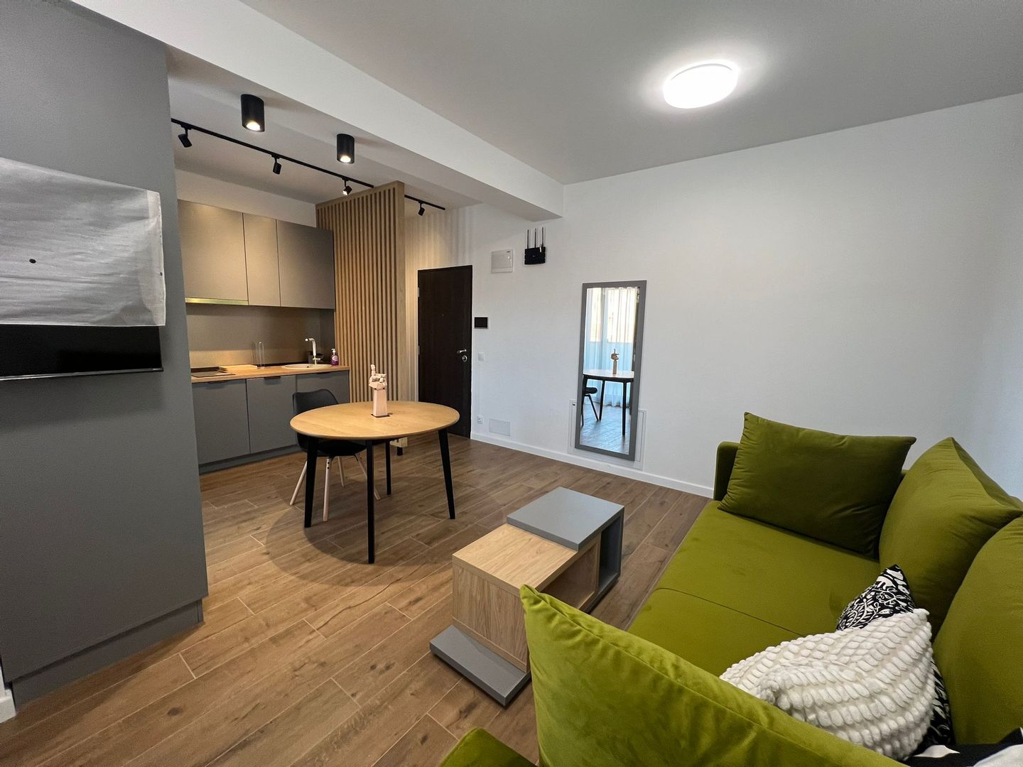 Apartament cu 2 camere + parcare, de închiriat Parc Brătianu | primego.ro