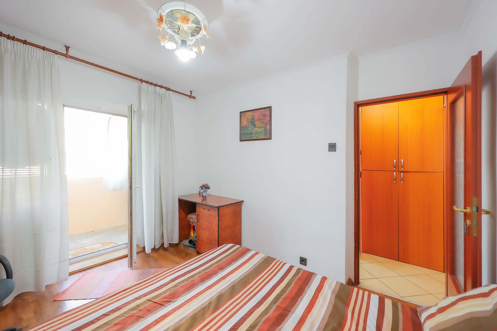 Apartament 3 Camere, Zonă Fără Trafic/Liniștită, Dragoș Vodă, Vânzare | primego.ro