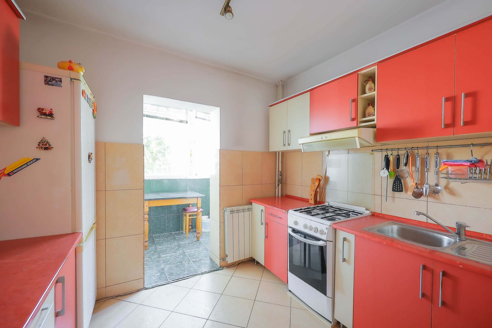 Apartament 3 Camere, Zonă Fără Trafic/Liniștită, Dragoș Vodă, Vânzare | primego.ro