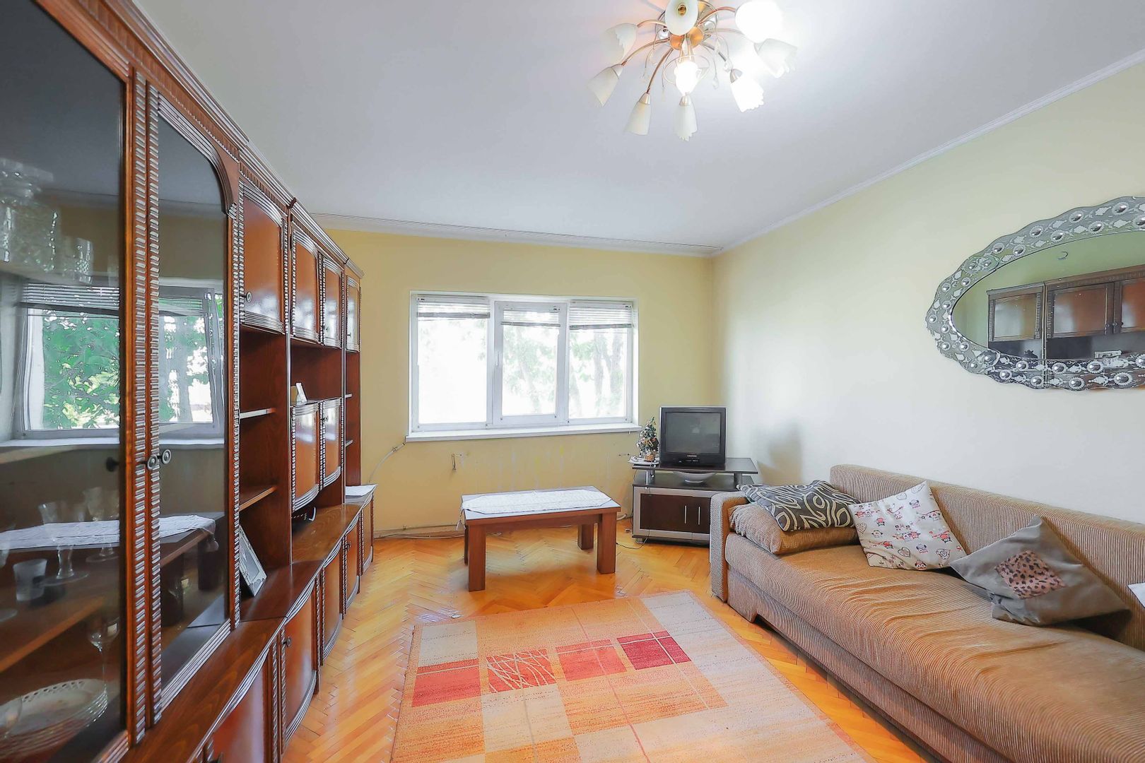 Apartament 3 Camere, Zonă Fără Trafic/Liniștită, Dragoș Vodă, Vânzare | primego.ro