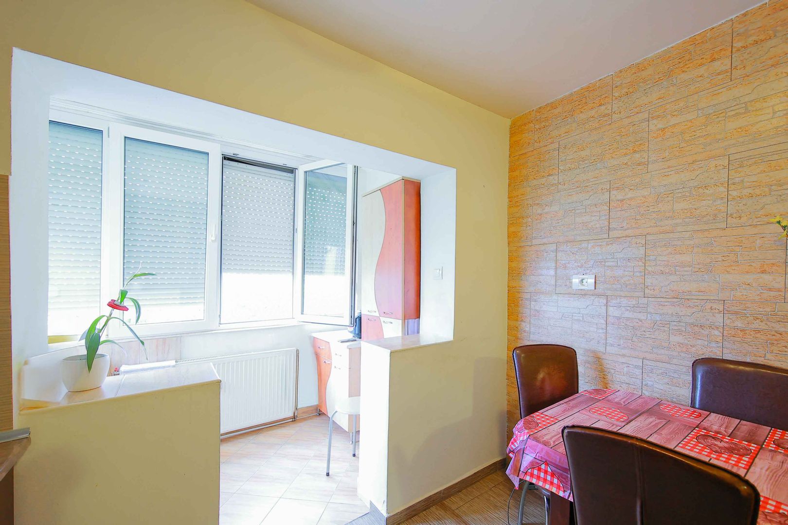 De vânzare, Apartament PB 2 camere, zona Decebal | primego.ro