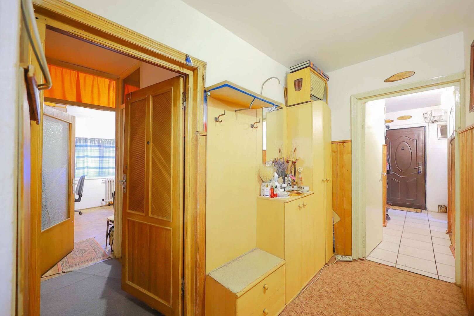 Apartament cu 4 camere de vânzare în zona Iosia | primego.ro